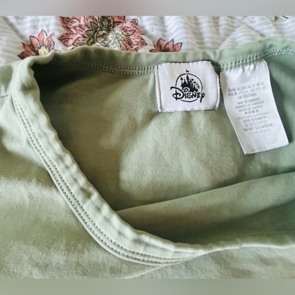 Disney  vintage Green Crewneck cropped Sweatshirt
Women XL - Picture 3 of 5
